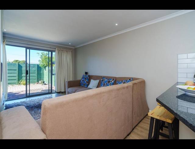 2 BEDROOM HOUSE FOR SALE IN DIEP RIVER